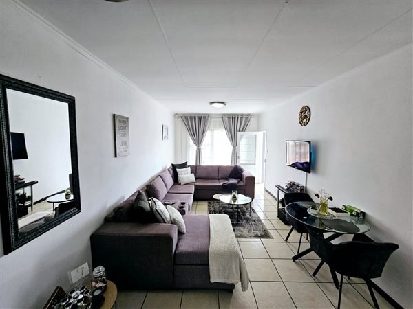 2 Bedroom Townhouse 2 Bedroom Townhouse