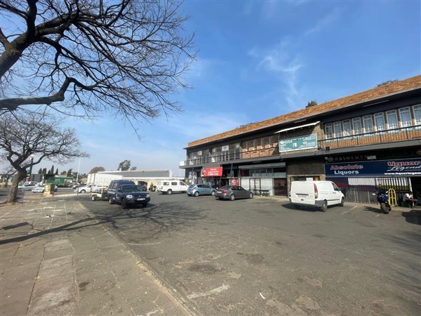 1685  m² Commercial space in Impala Park
