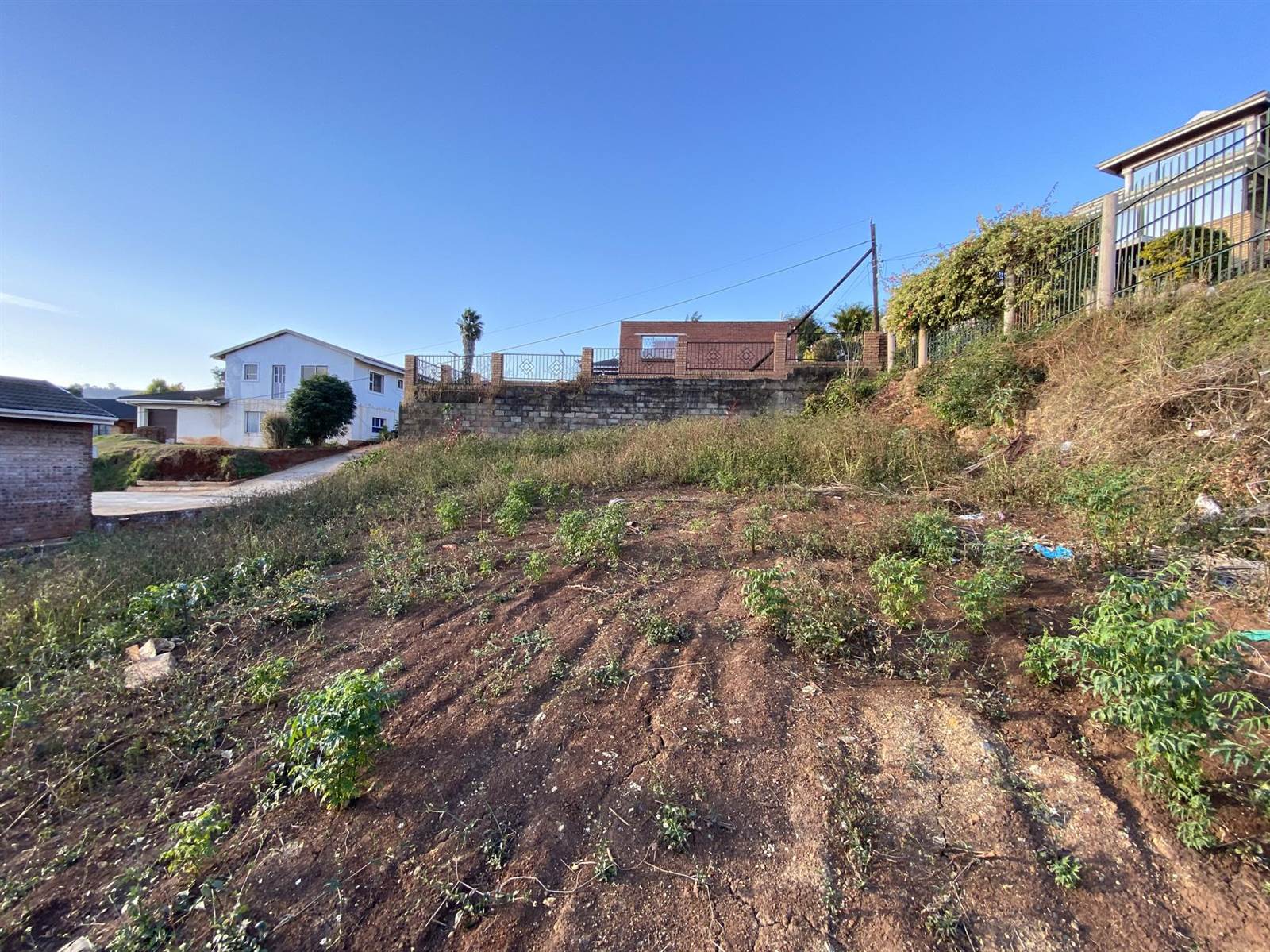 766 m² Land available in Dunveria photo number 2