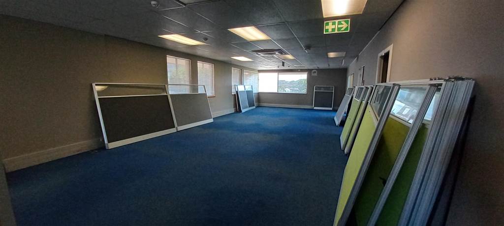 750  m² Office Space in Mill Park photo number 5
