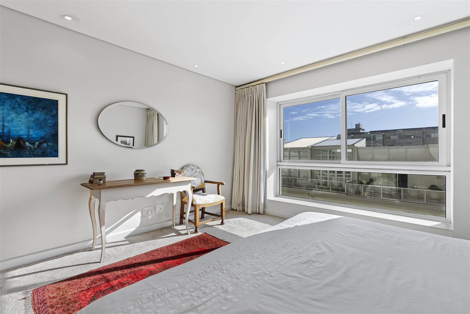 4 Bed Apartment in Mouille Point photo number 27