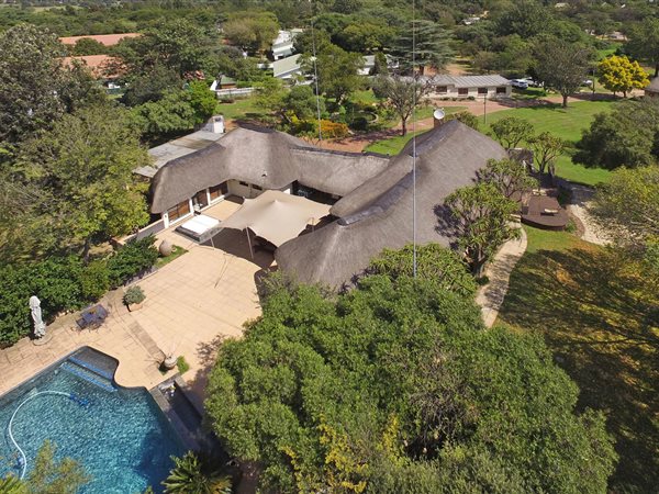 9 Bedroom House