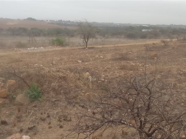 8.6 ha Land available in Lesedi Park