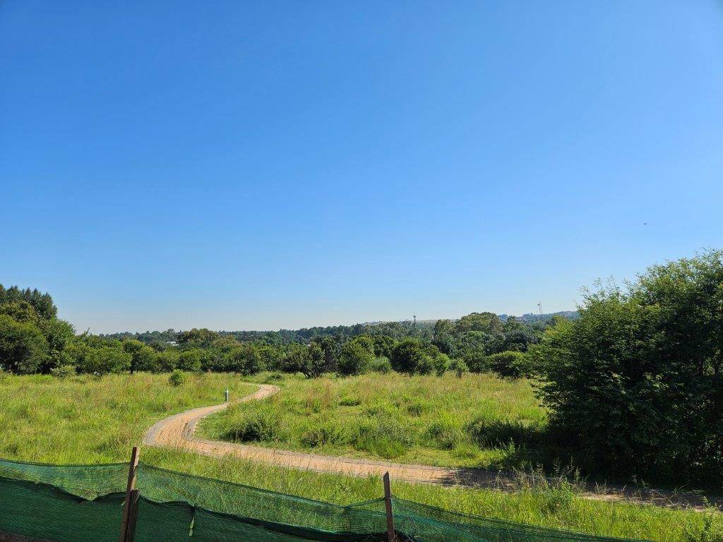 1800 m² Land available in Southdowns Estate photo number 3
