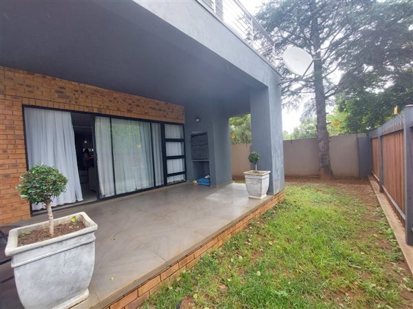 3 Bedroom Townhouse 3 Bedroom Townhouse