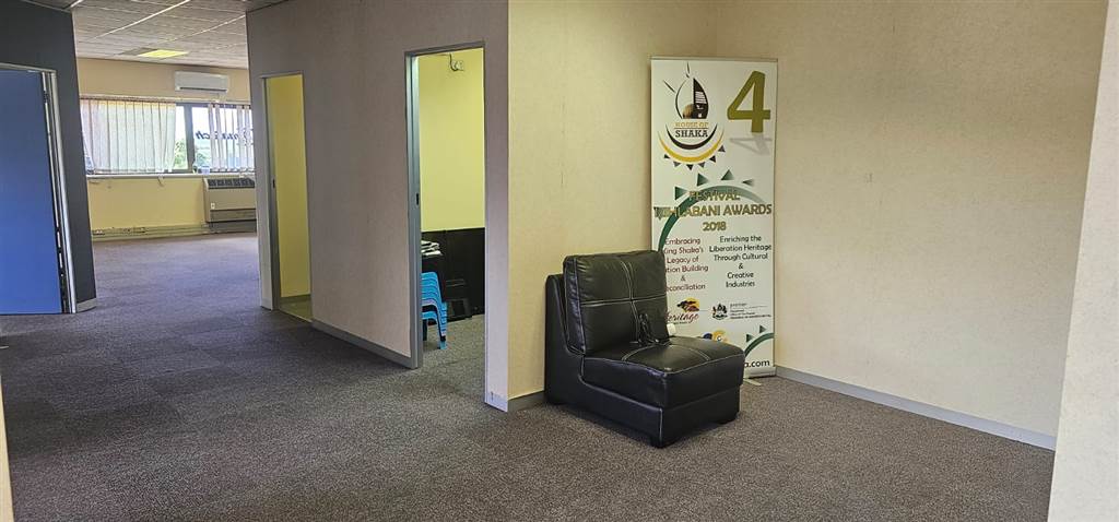 138  m² Commercial space in Empangeni Central photo number 8