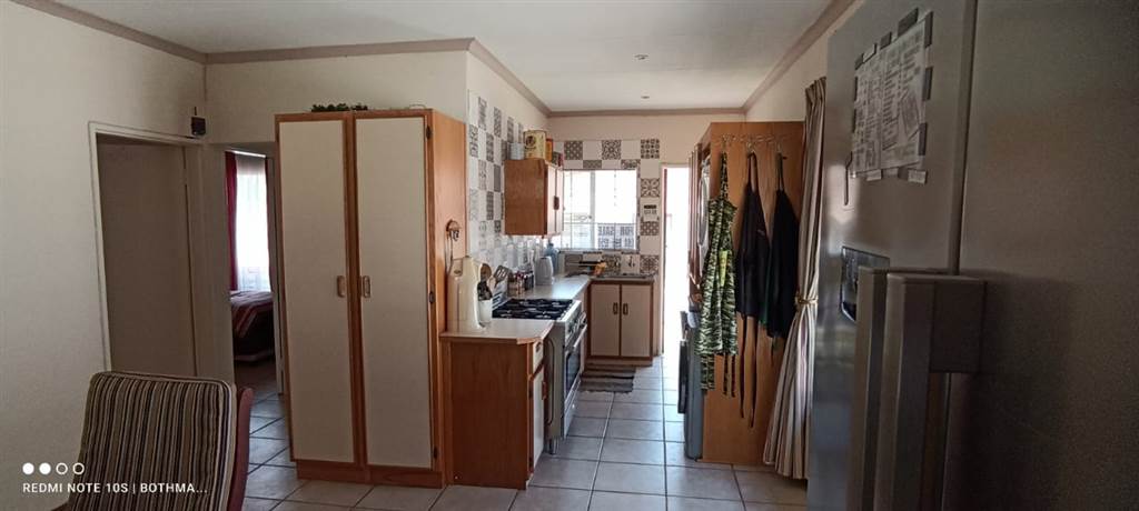 3 Bed Townhouse in Vaal Marina photo number 14