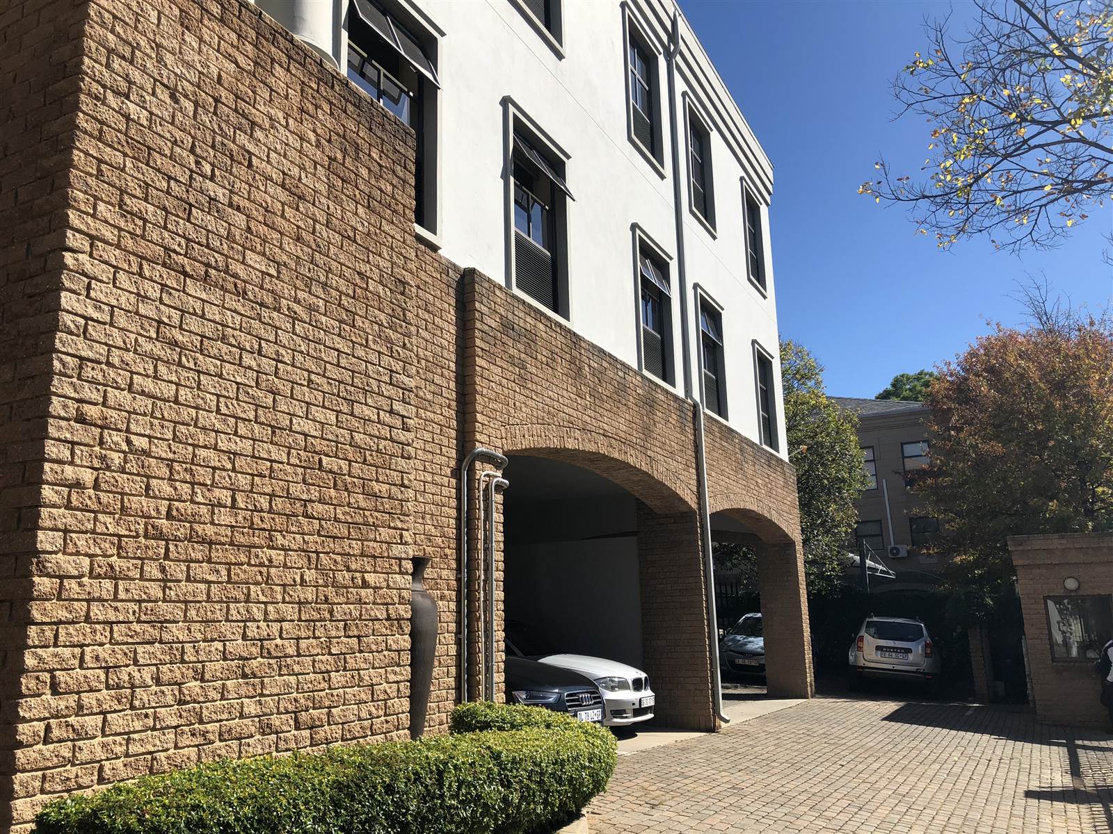 950  m² Commercial space in Rivonia photo number 3