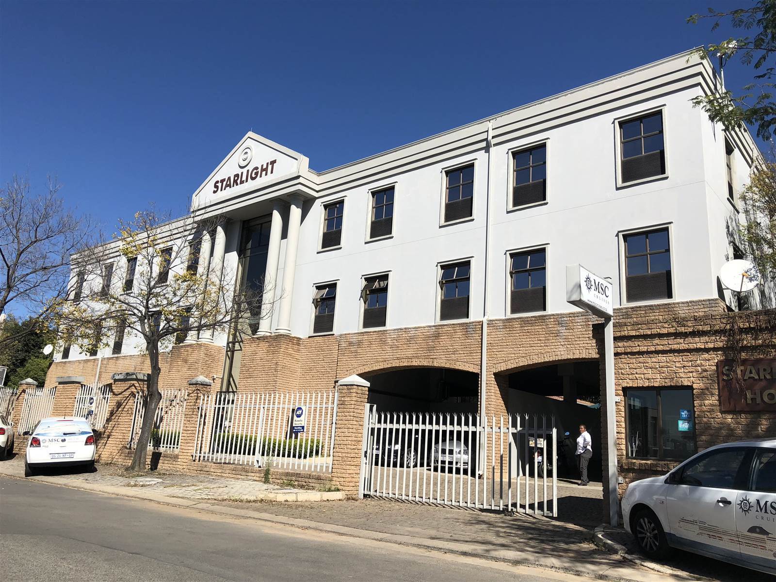 950  m² Commercial space in Rivonia photo number 1