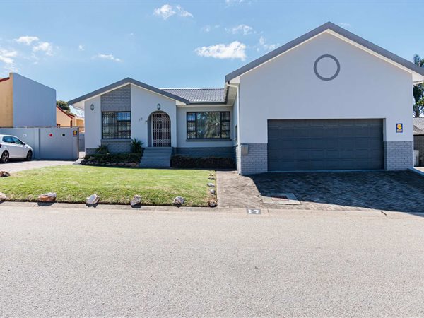 3 Bedroom House 3 Bedroom House