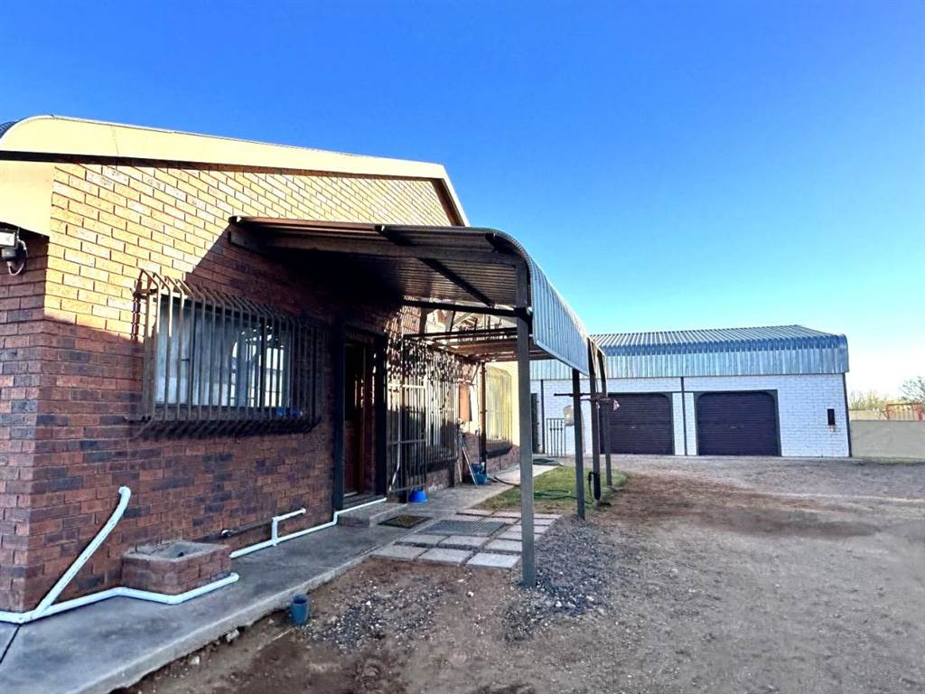 8767 m² Farm in Upington photo number 2