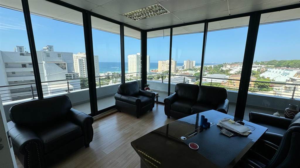 178  m² Office Space in Umhlanga Rocks photo number 1