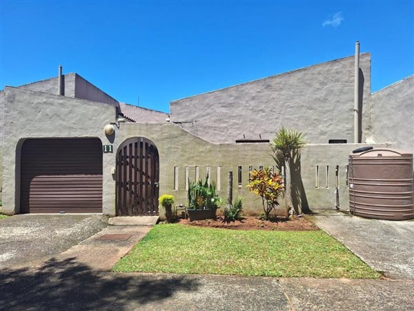 2 Bed Townhouse in Port Edward