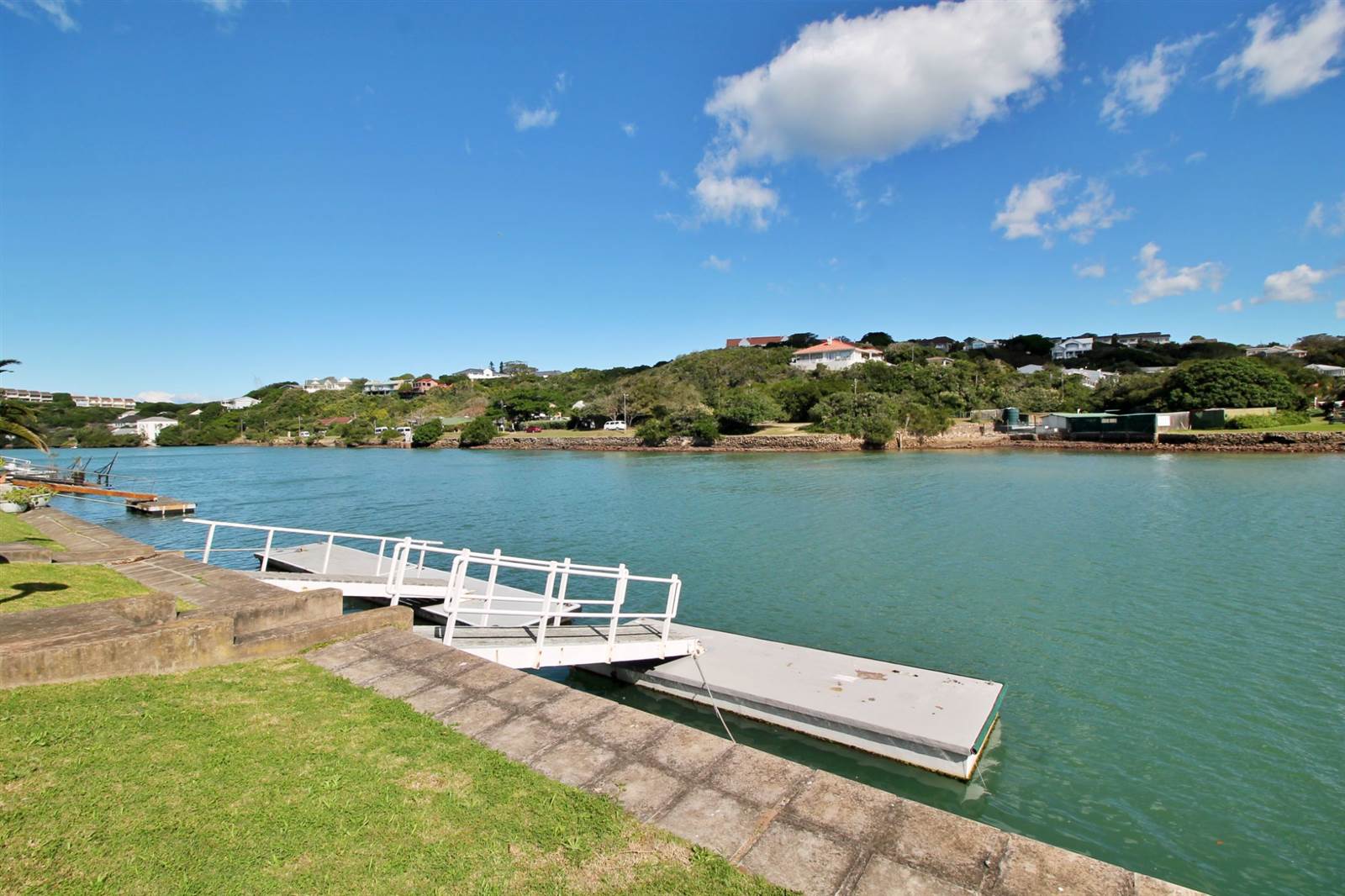 4 Bed House in Royal Alfred Marina photo number 6