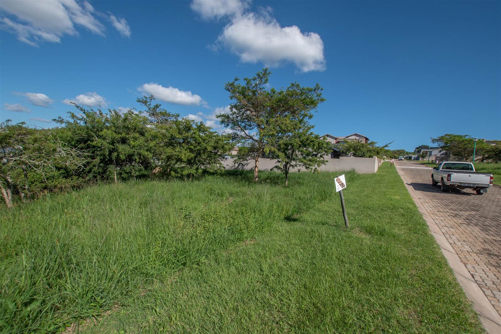 983 m² Land available in Sonheuwel photo number 5