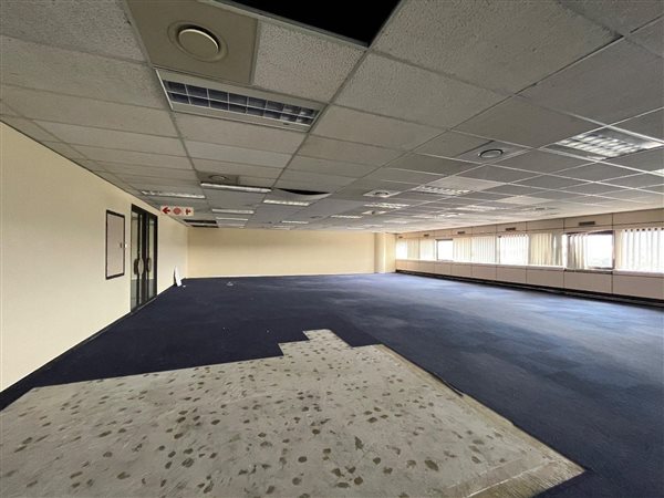 580  m² Office Space in Bellville Central