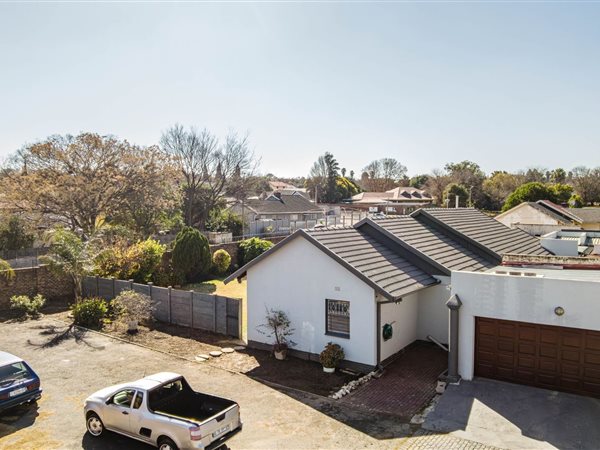3 Bedroom House 3 Bedroom House