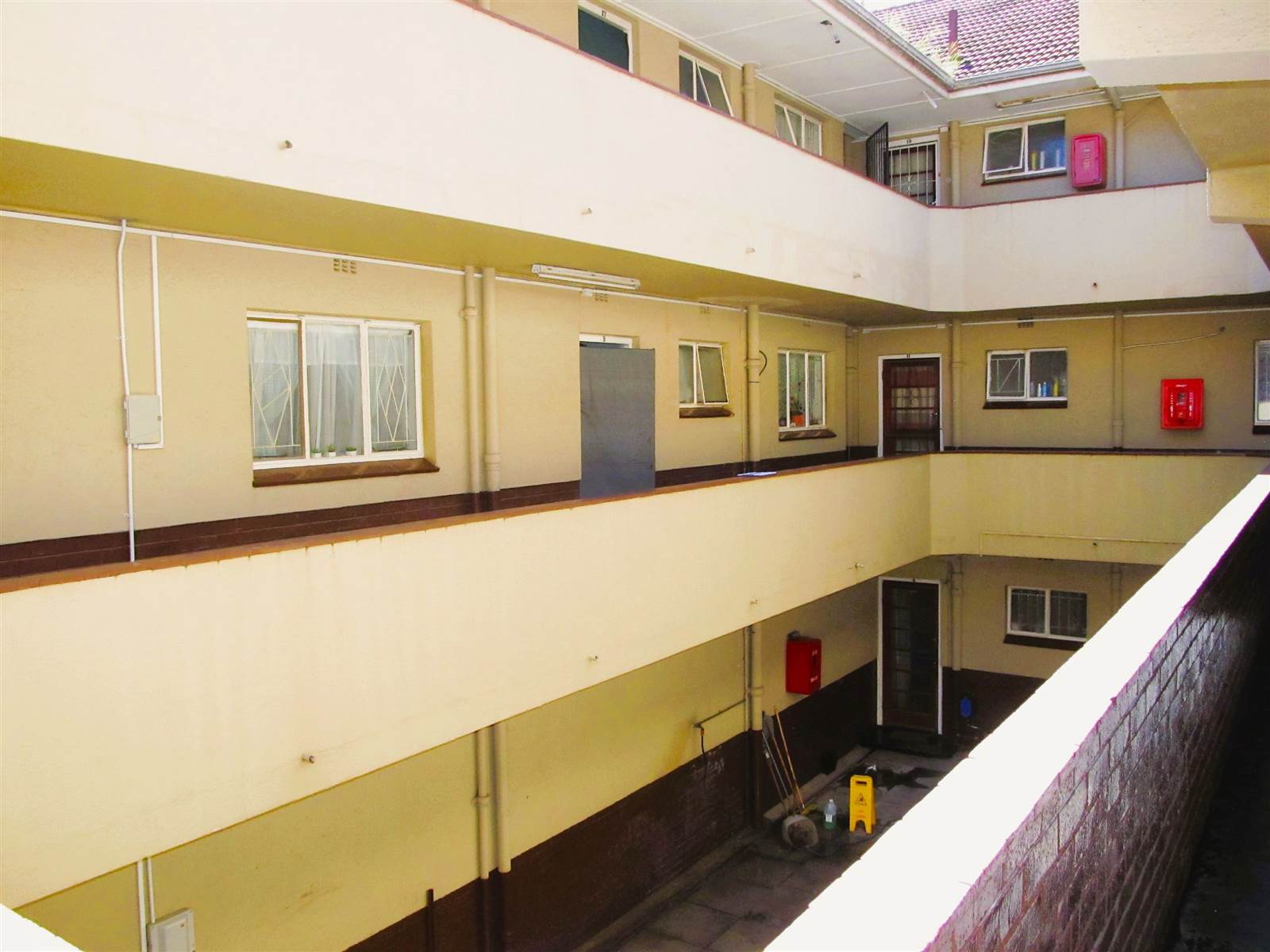 1 Bed House in Parow Central photo number 8