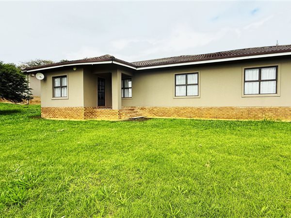 4 Bedroom House 4 Bedroom House