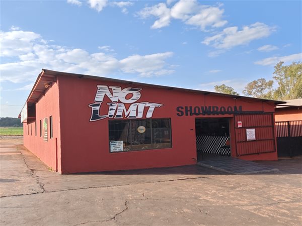 363 m² Commercial space 363 m² Commercial space