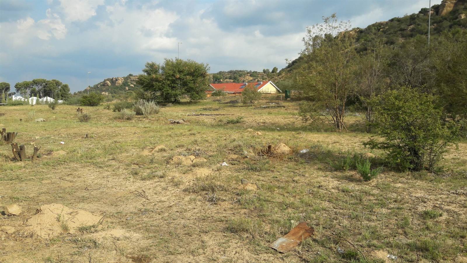 972 m² Land available in Ladybrand photo number 1