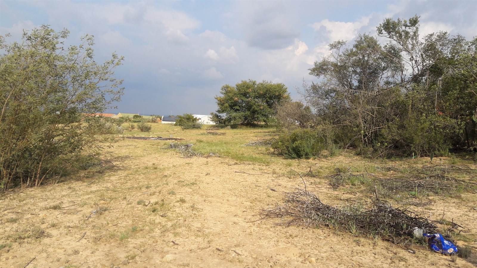972 m² Land available in Ladybrand photo number 2