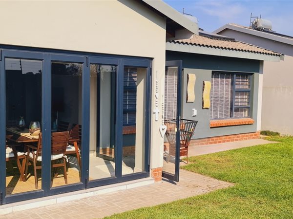 3 Bedroom Townhouse 3 Bedroom Townhouse