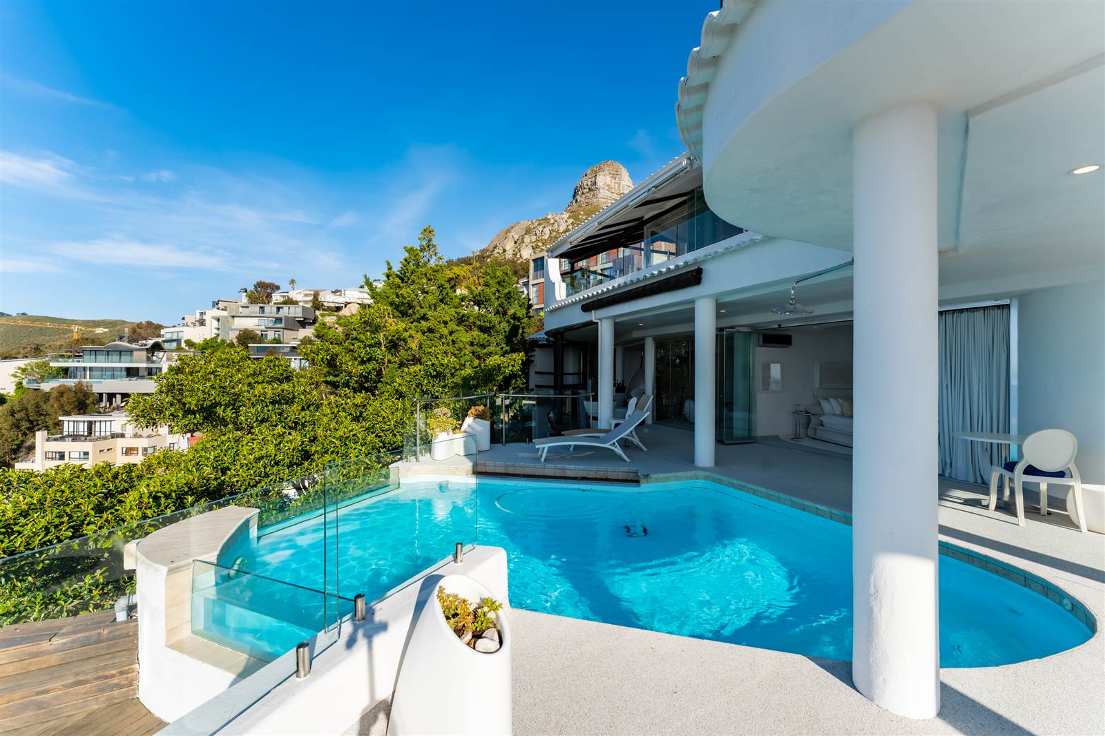 6 Bed House in Bantry Bay photo number 14