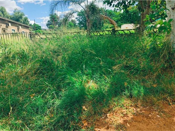 1 911 m² Land 1 911 m² Land