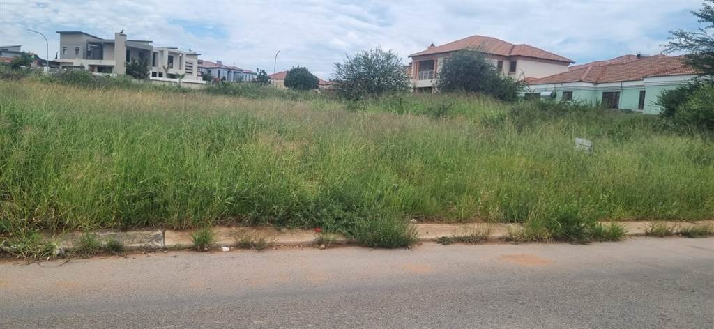 600 m² Land available in Serala View photo number 4