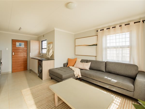 2 Bedroom House 2 Bedroom House