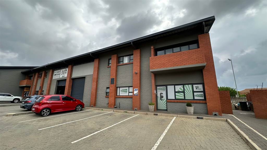 281  m² Industrial space in Highveld photo number 1