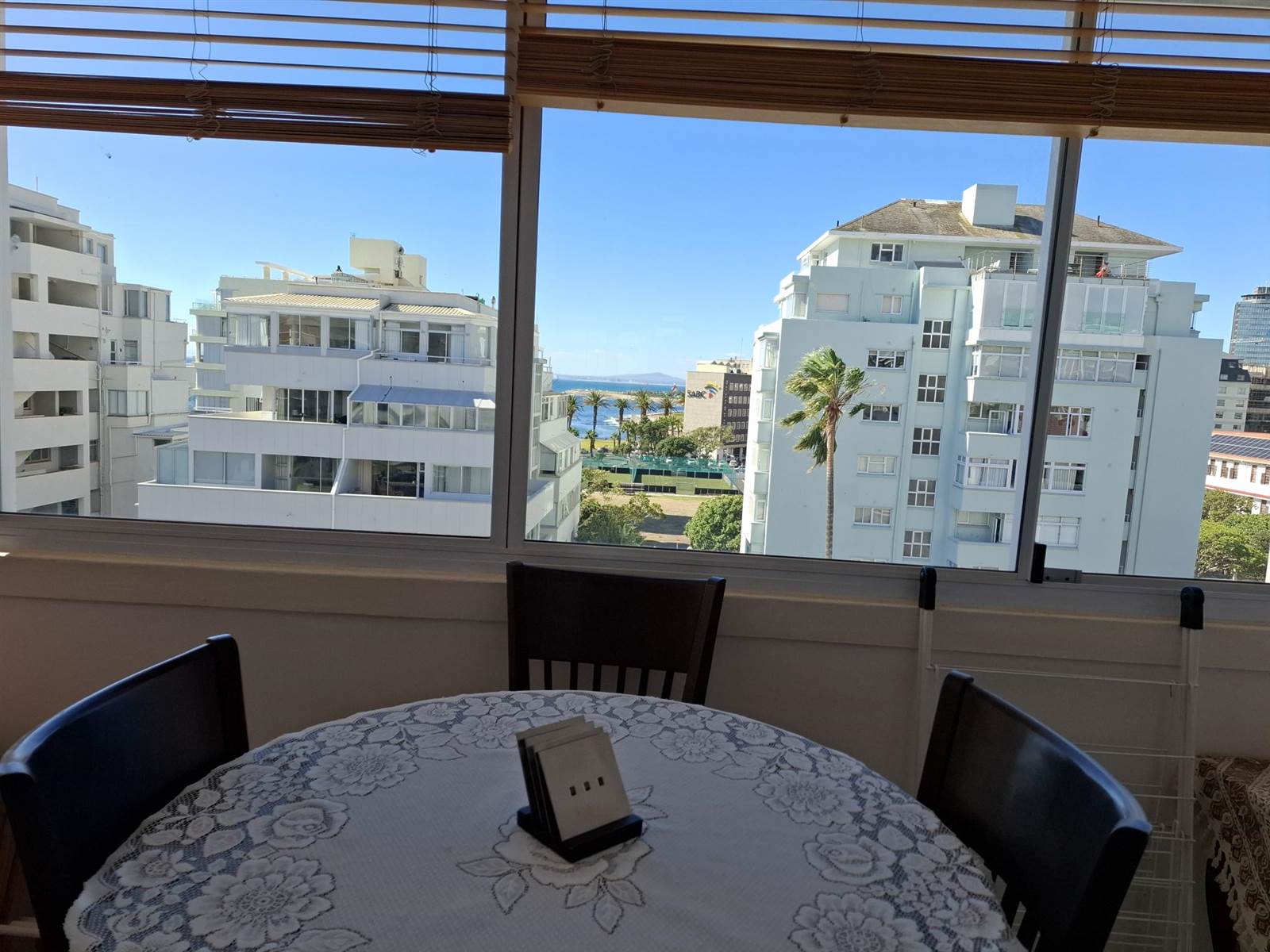 2 Bed Apartment in Sea Point photo number 8