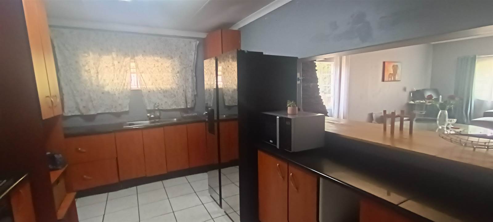3 Bed House in Rensburg photo number 11