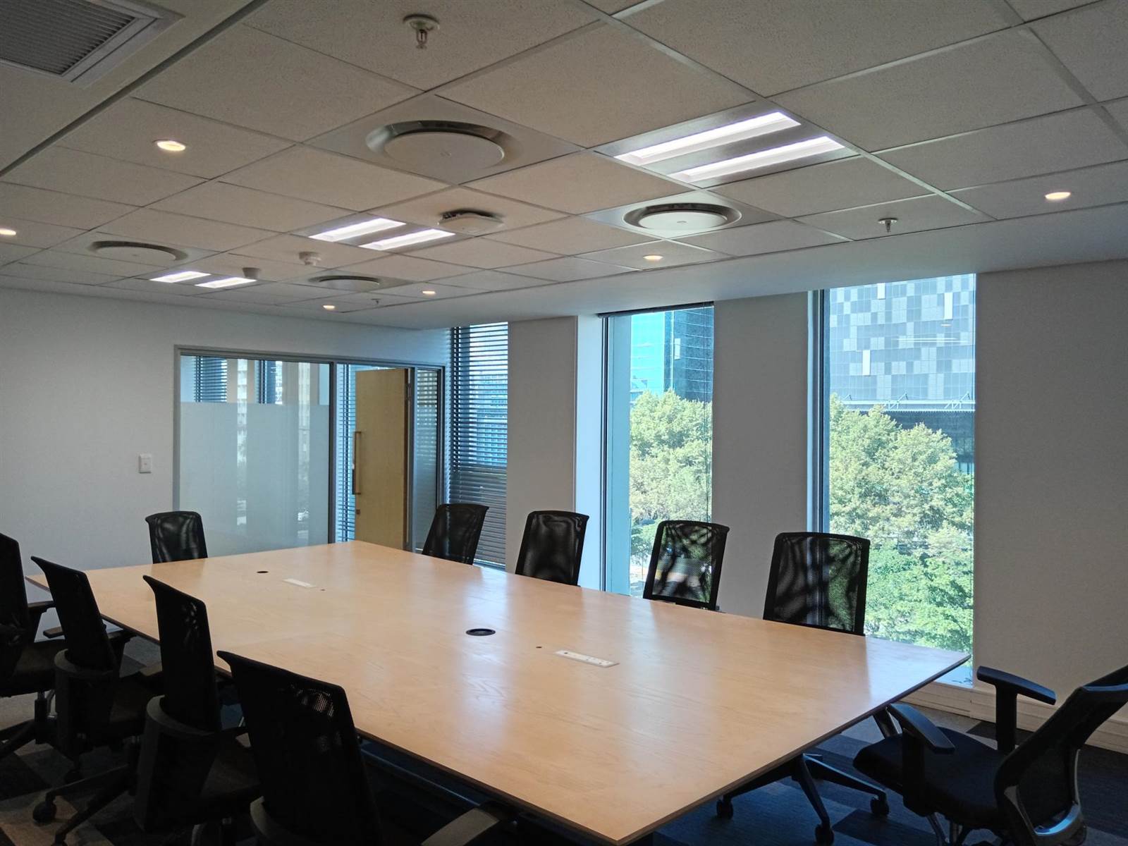1133  m² Office Space in Foreshore photo number 5