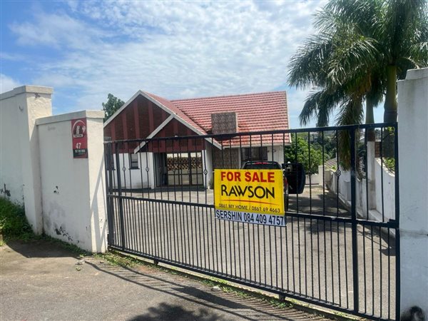 3 Bedroom House 3 Bedroom House