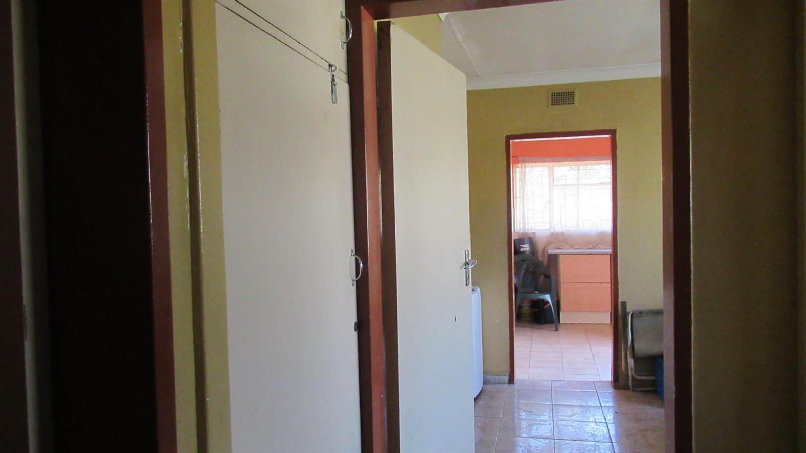 3 Bed House in Witbank Central photo number 20