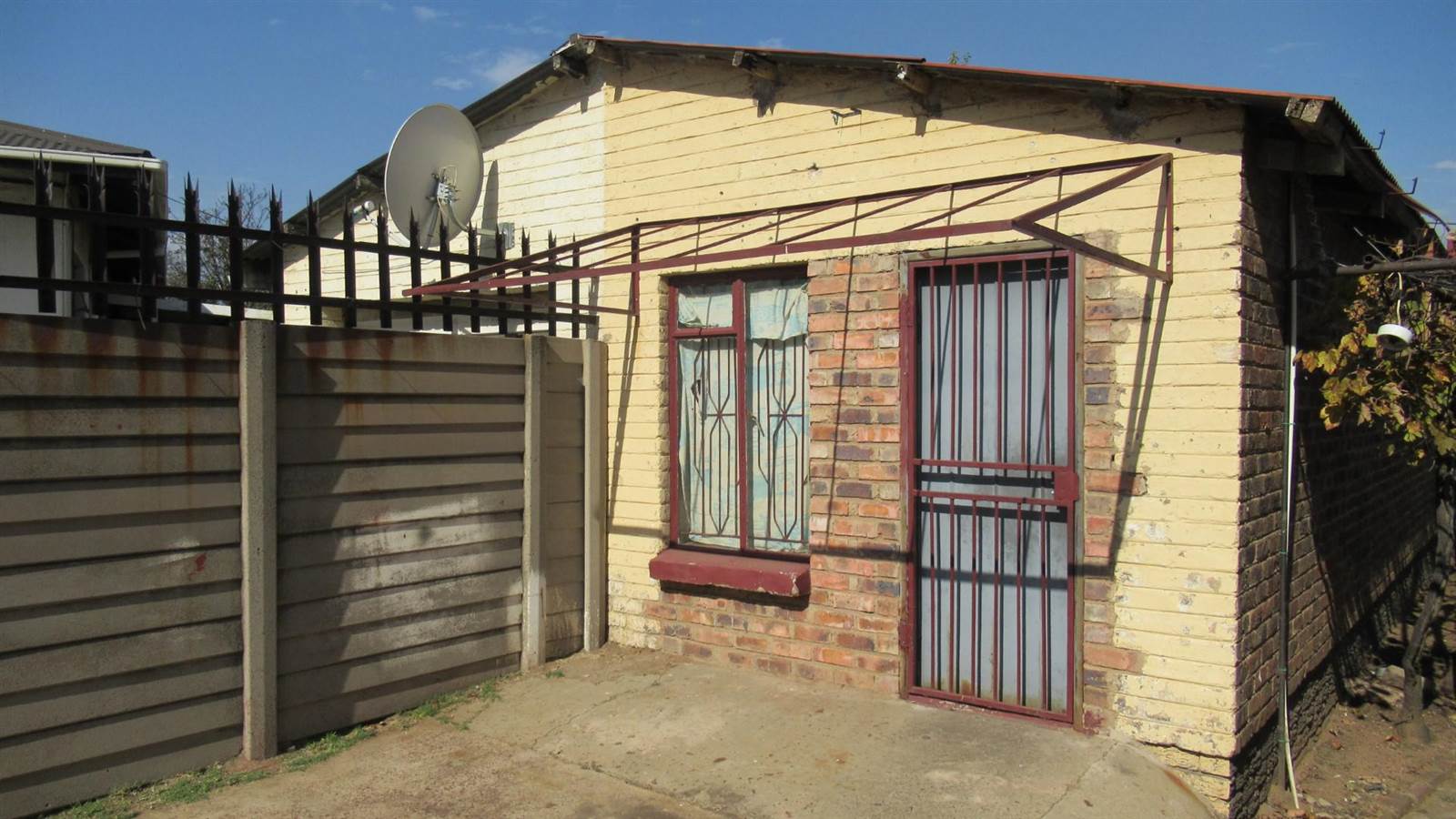 3 Bed House in Witbank Central photo number 27
