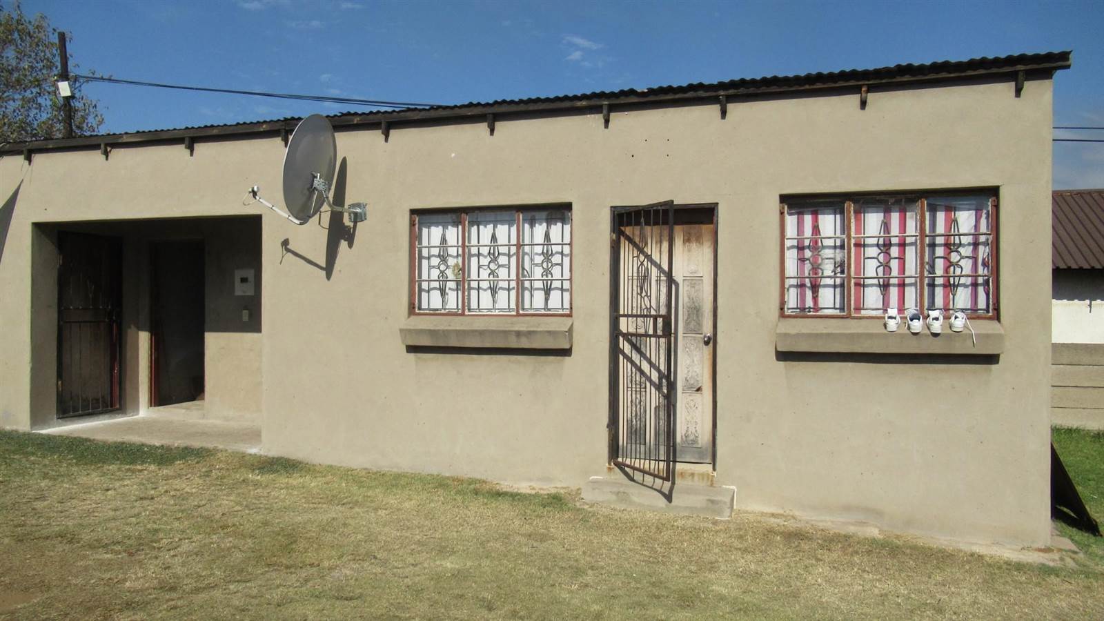 3 Bed House in Witbank Central photo number 21