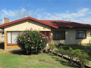 3 Bed House in Witbank Central