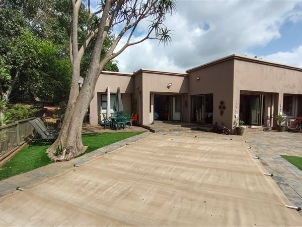 3 Bedroom House 3 Bedroom House