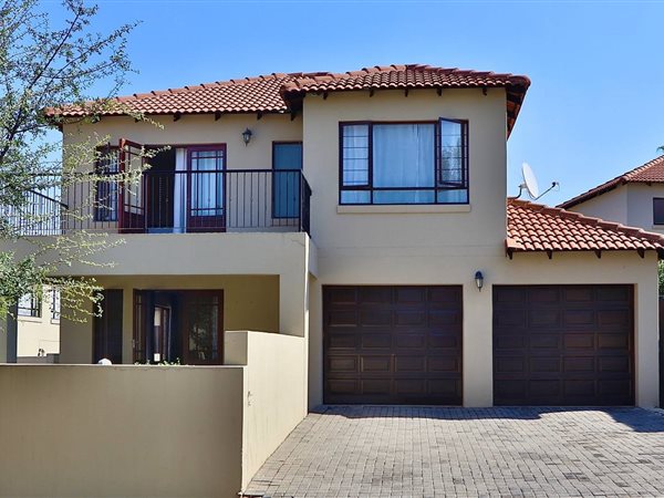 3 Bedroom House 3 Bedroom House