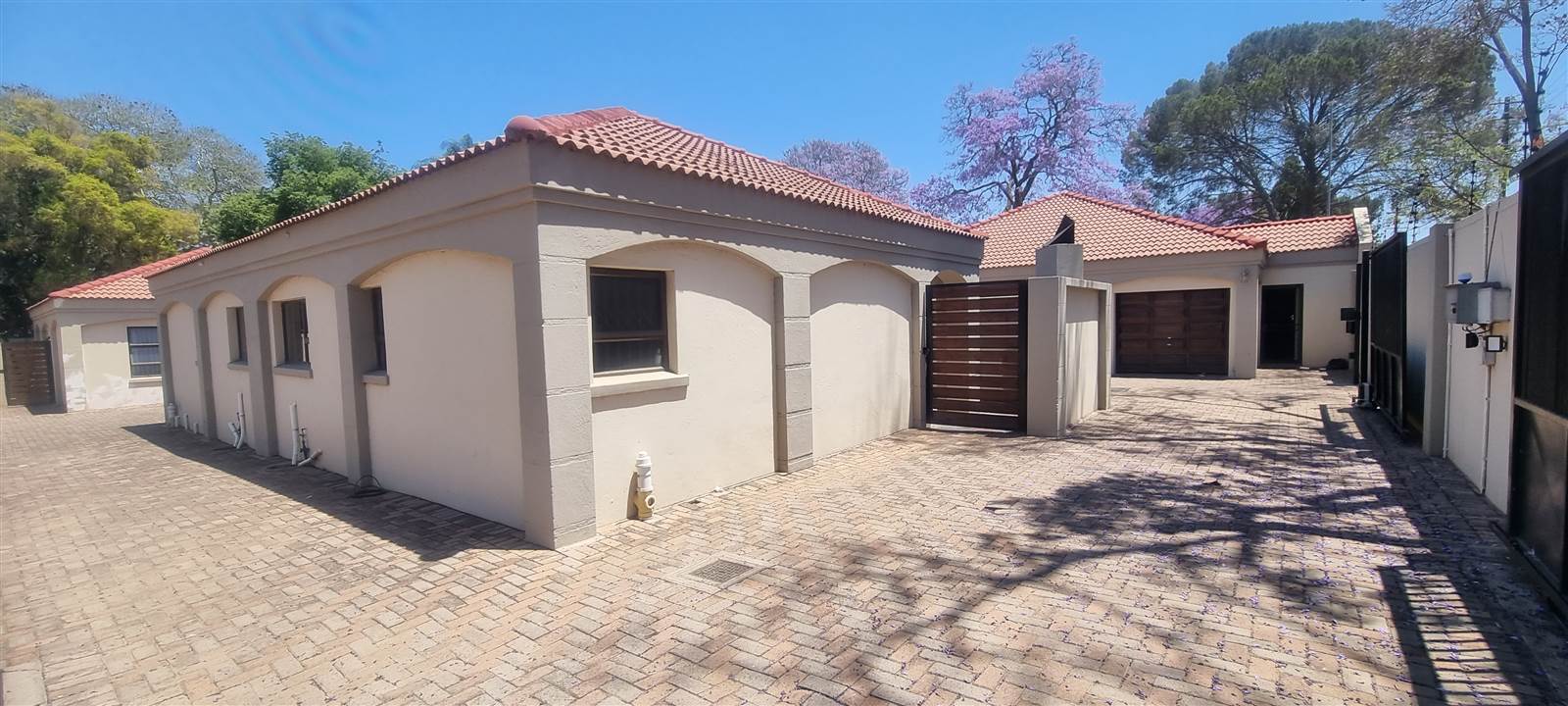 2 Bed Townhouse in Polokwane Central photo number 2