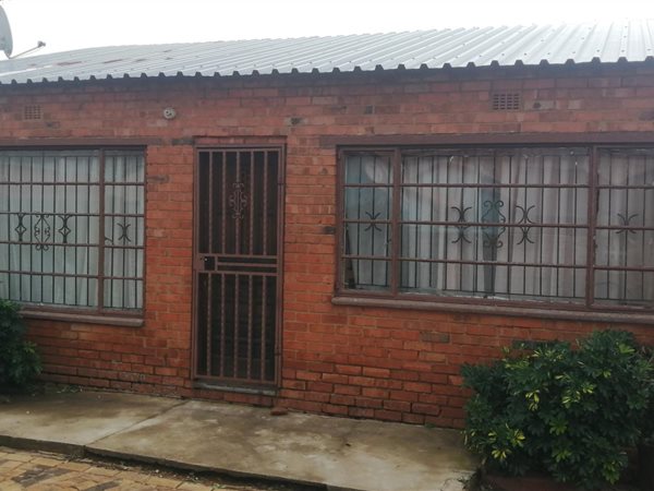 2 Bed House in Kagiso