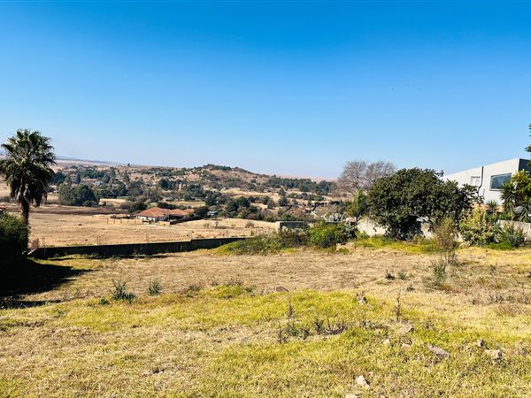736 m² Land 736 m² Land