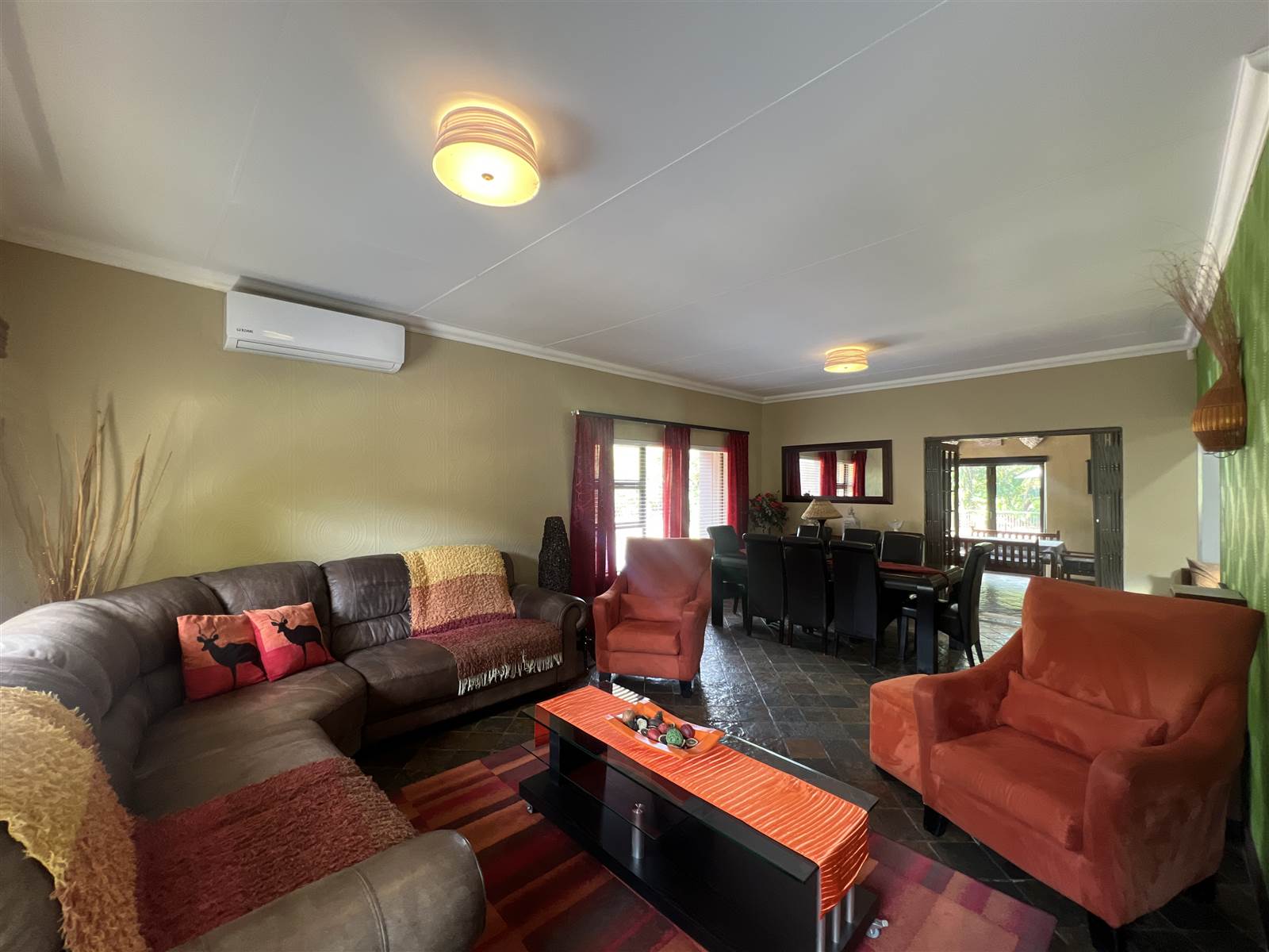 3 Bed House in Hartbeesfontein photo number 10
