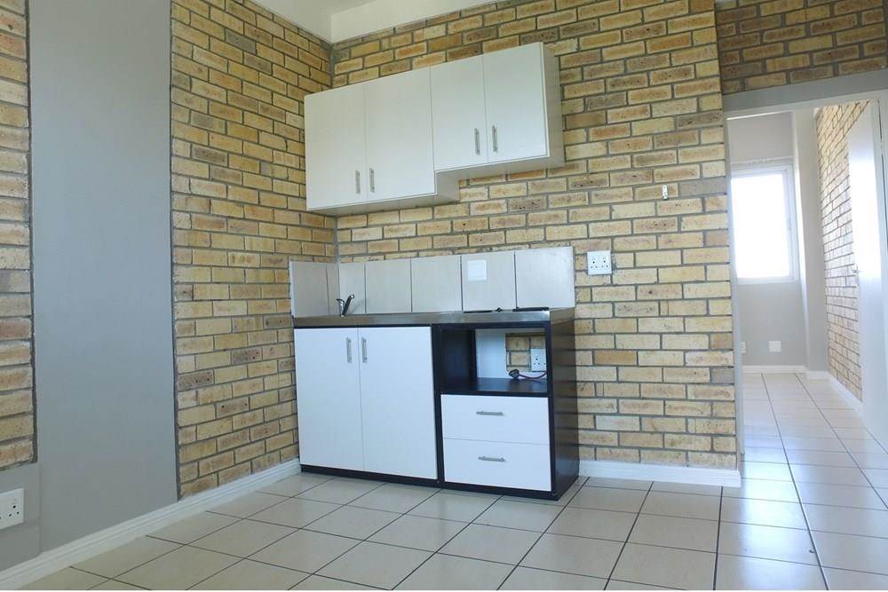 Flats to rent in on sale parow