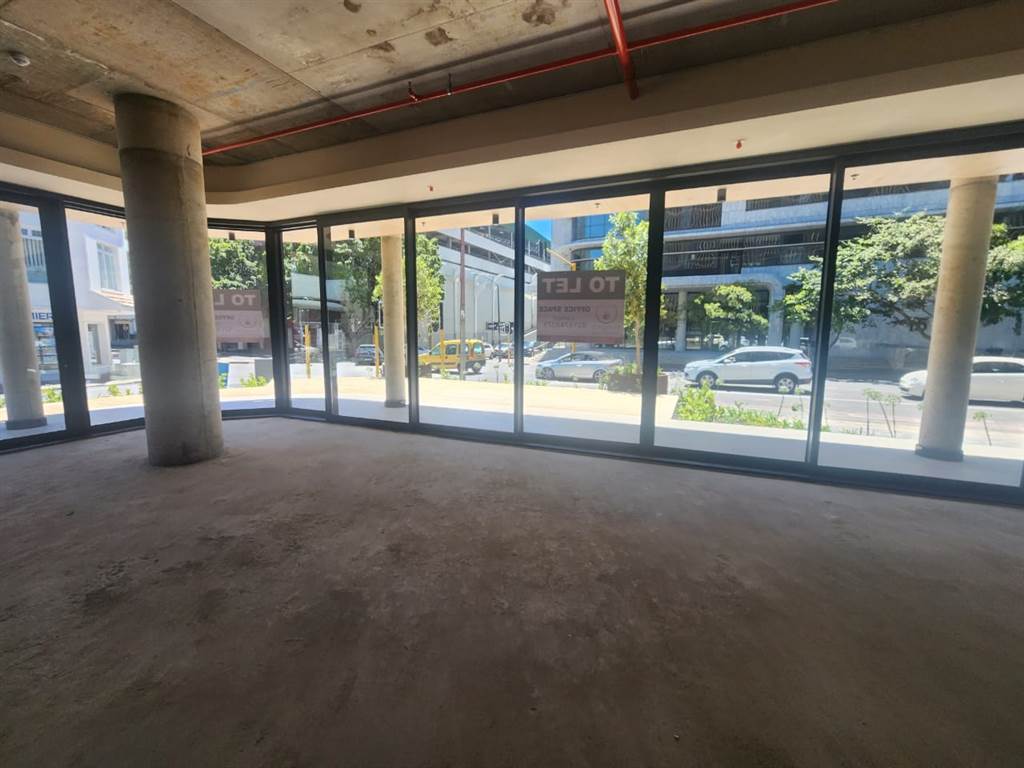 309  m² Retail Space in Claremont photo number 3