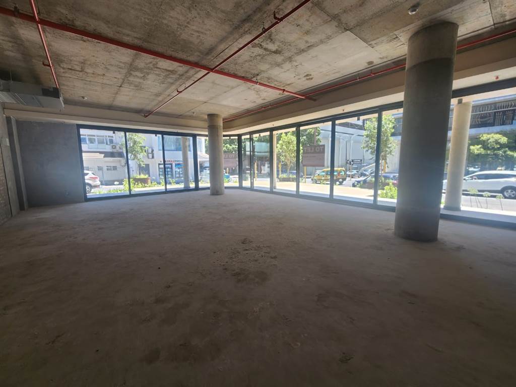309  m² Retail Space in Claremont photo number 4