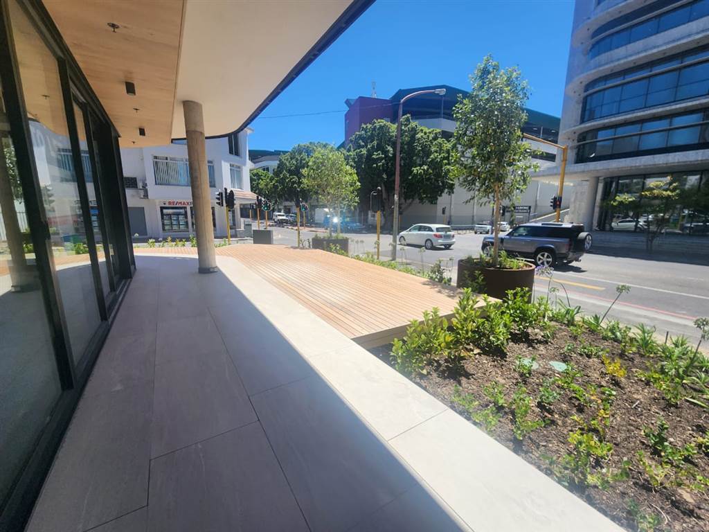 309  m² Retail Space in Claremont photo number 6